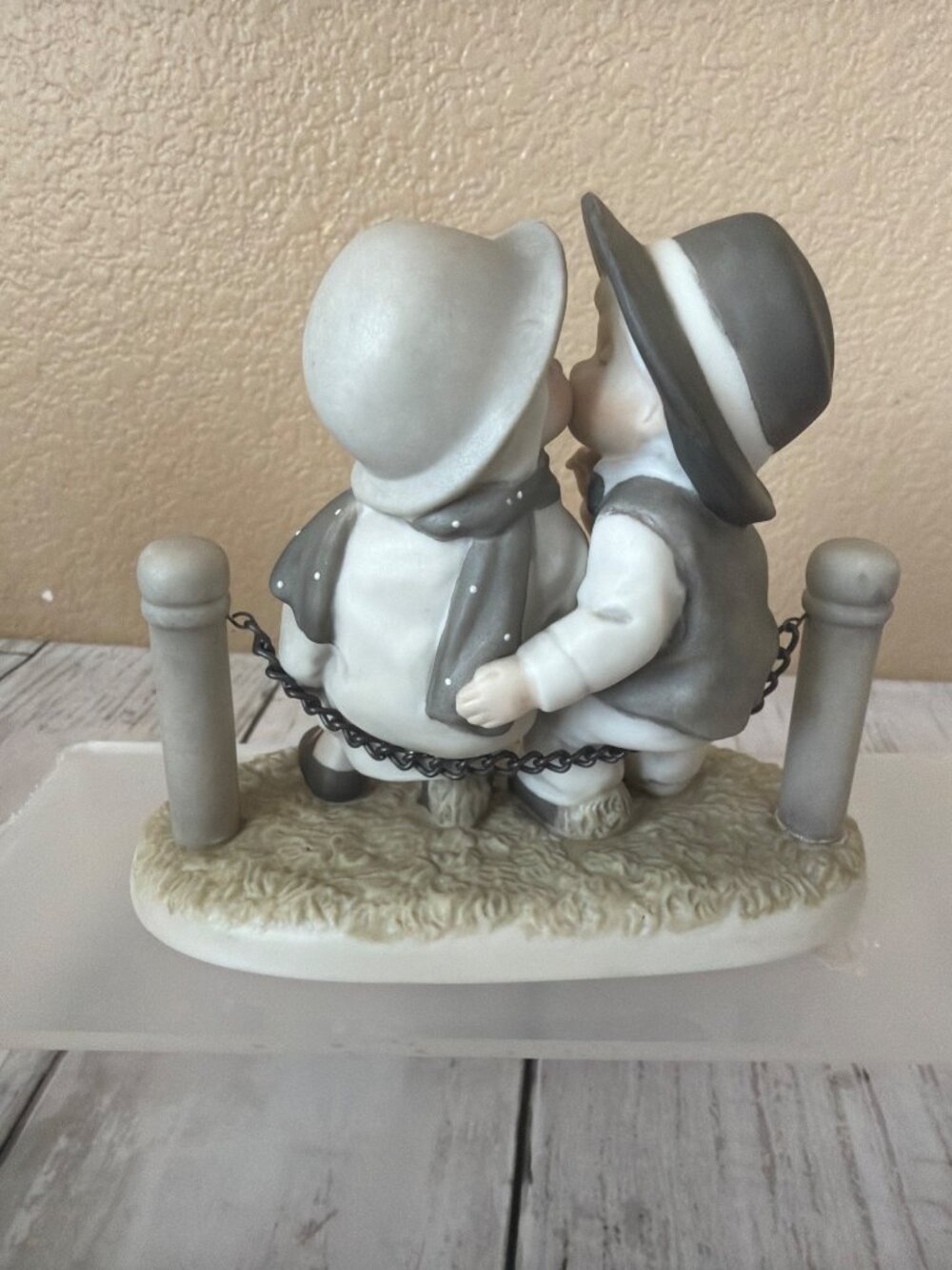 Enesco Pretty as a Picture Kim Anderson Lot of 3 Figurines + Plate - Picture 12 of 16